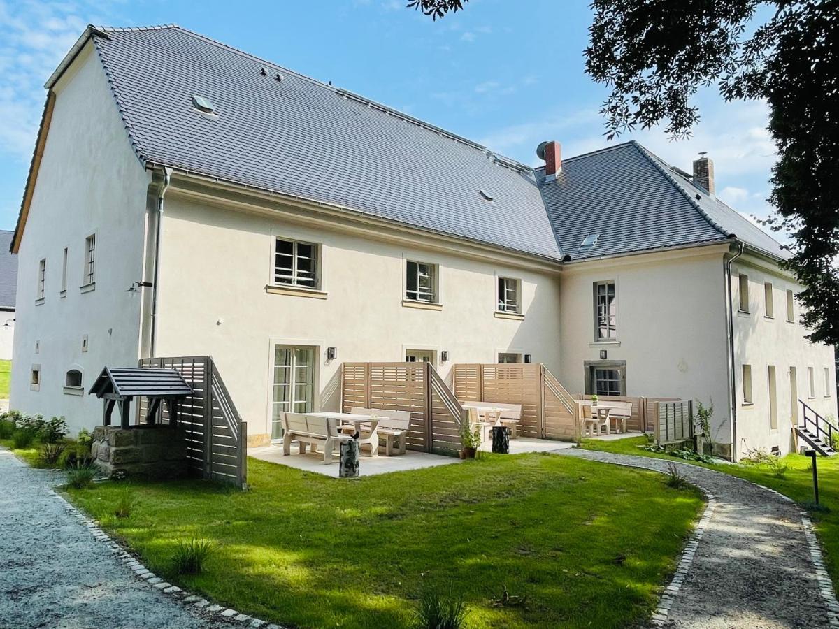 Farmhouse Eckartsberg Im Zittauer Gebirge - Gemuetliche Und Moderne Ferienwohnungen Mit Terrasse Экстерьер фото
